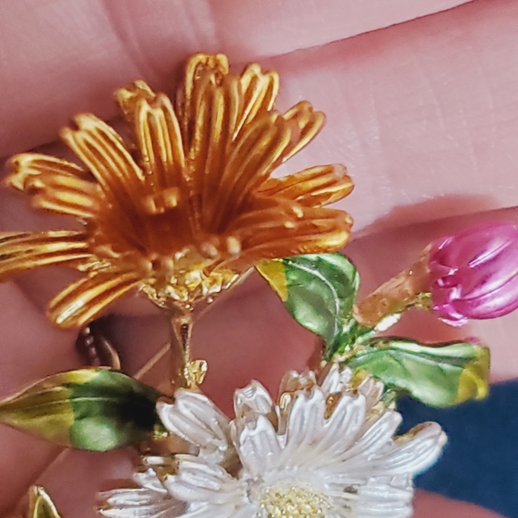 Silver purple tan 3d flower brooch pendant gold green STUNNING NEW enamel - Picture 11 of 12